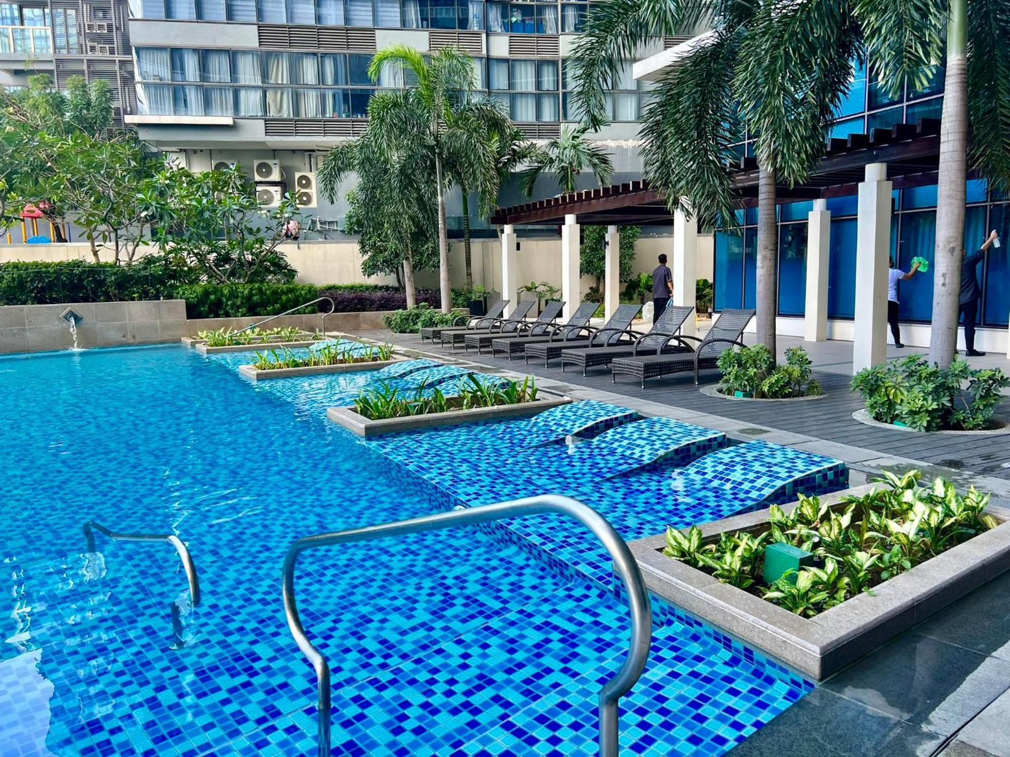 Hotel Vibe Condo At Uptown Parksuites Bgc Тагіг Екстер'єр фото