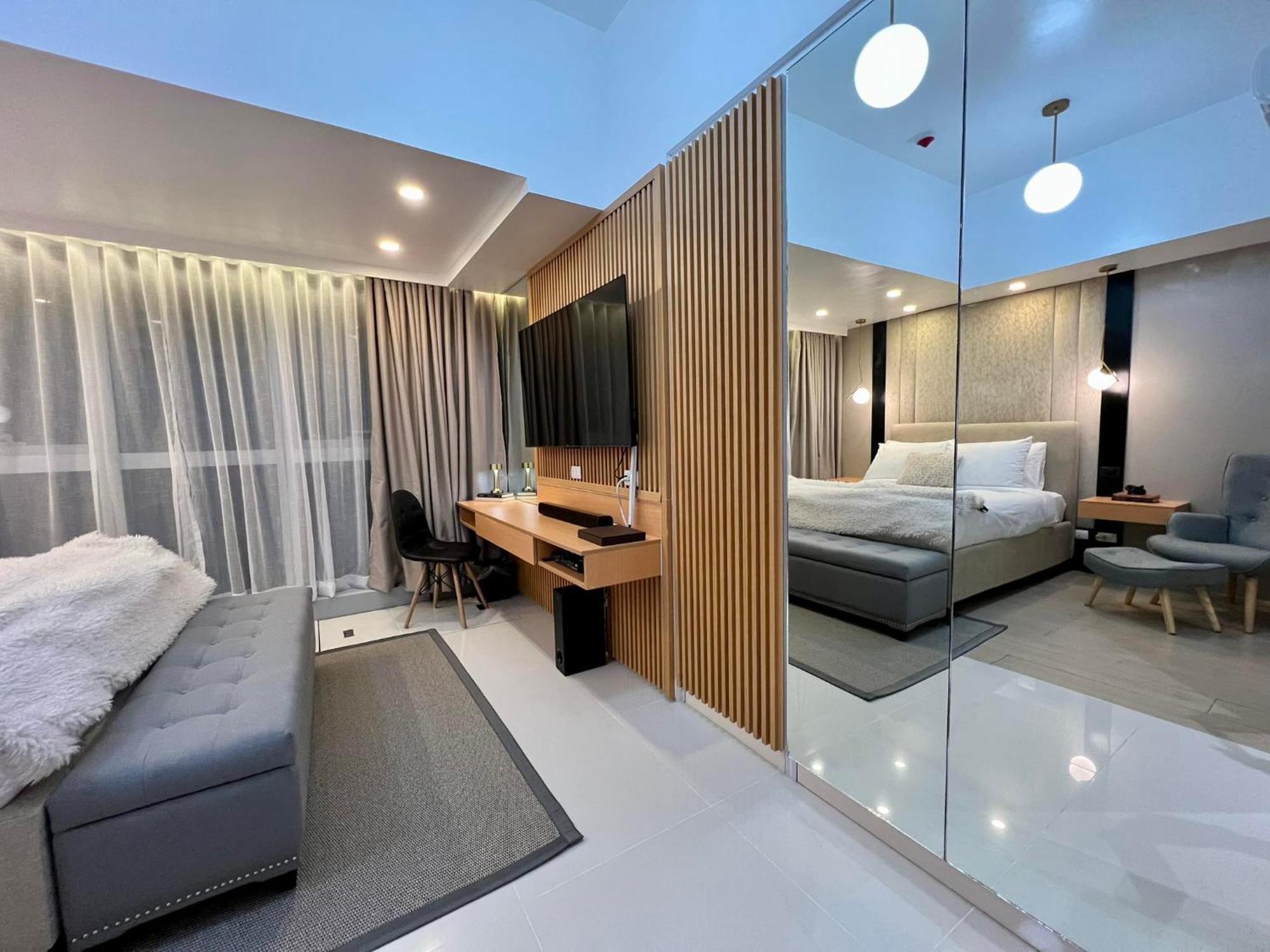 Hotel Vibe Condo At Uptown Parksuites Bgc Тагіг Екстер'єр фото